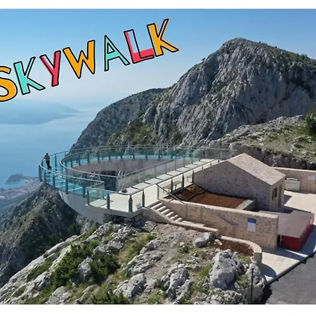 Ruza Makarska